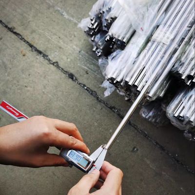 Bom preço. 304 316L 410 420 201 Tubos de aço inoxidável on-line