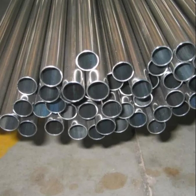 Os tubos de aço sem emenda das BS 1387 ASTM A53 galvanizaram o carbono para o transporte do encanamento