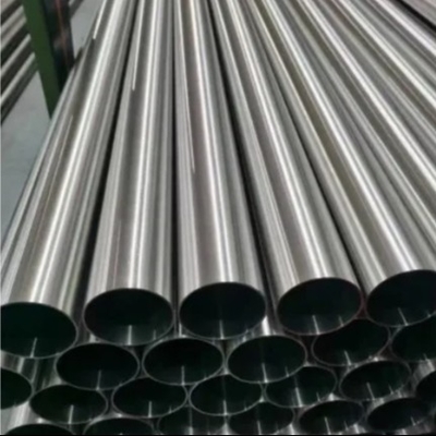 Tubo de aço inoxidável redondo sem costura personalizado com superfície polida para petróleo