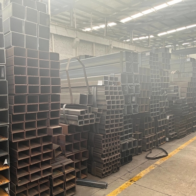 Good price O tubo de aço galvanizado soldado conduz a tubulação da seção ERW da cavidade do quadrado do carbono on-line